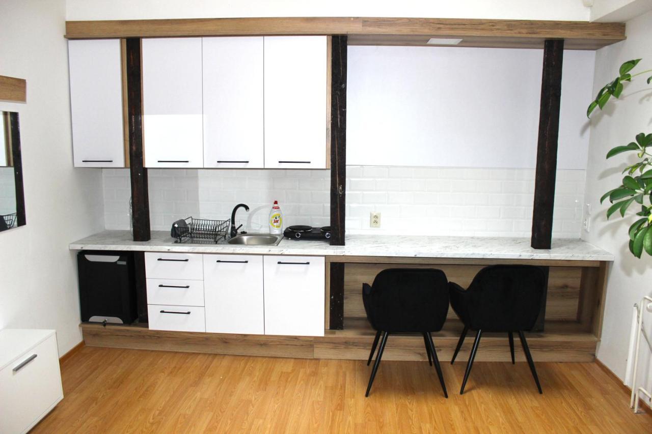 Krasny Priestranny Slnecny Apartman V Centre Mesta Trencin Ngoại thất bức ảnh