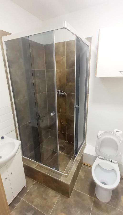 Krasny Priestranny Slnecny Apartman V Centre Mesta Trencin Ngoại thất bức ảnh