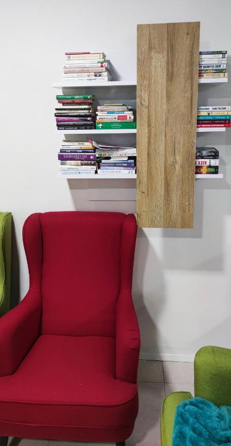 Krasny Priestranny Slnecny Apartman V Centre Mesta Trencin Ngoại thất bức ảnh